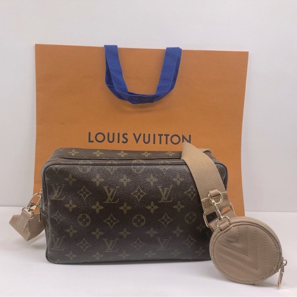 Authentic Louis Vuitton crossbody bag in perfect condition